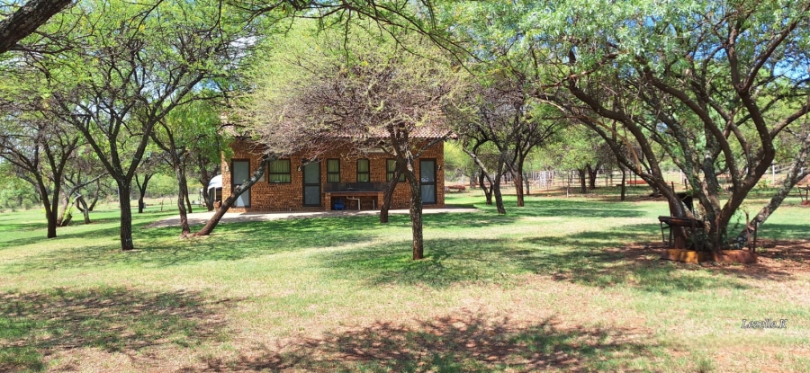 10 Bedroom Property for Sale in Swartruggens North West